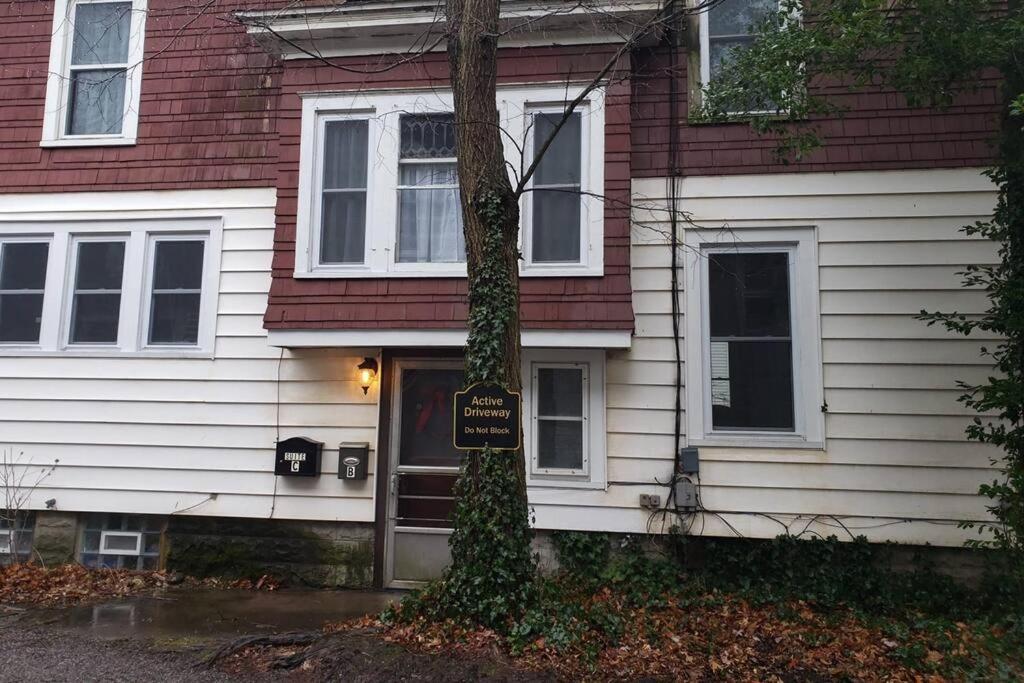 Large Bakery Apartment - Central Downtown Location Fredonia Extérieur photo