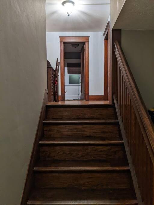 Large Bakery Apartment - Central Downtown Location Fredonia Extérieur photo